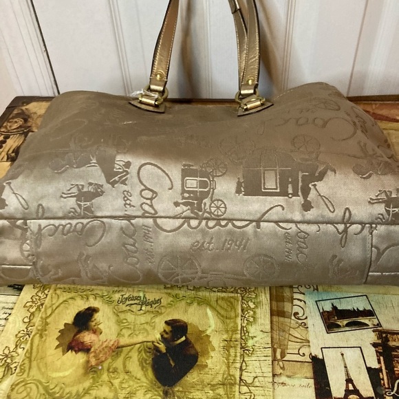 COACH ASHLEY HORSE AND CARRIAGE CARRYALL TOTE SHOULDERBAG F15566 - Picture 7 of 11